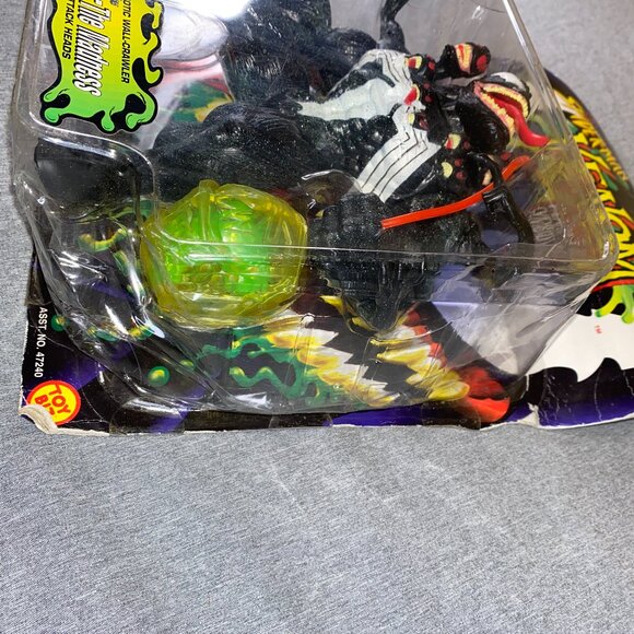 1996 ToyBiz Marvel Planet of the Symbiotes Venom The Madness Figure - Picture 12 of 14